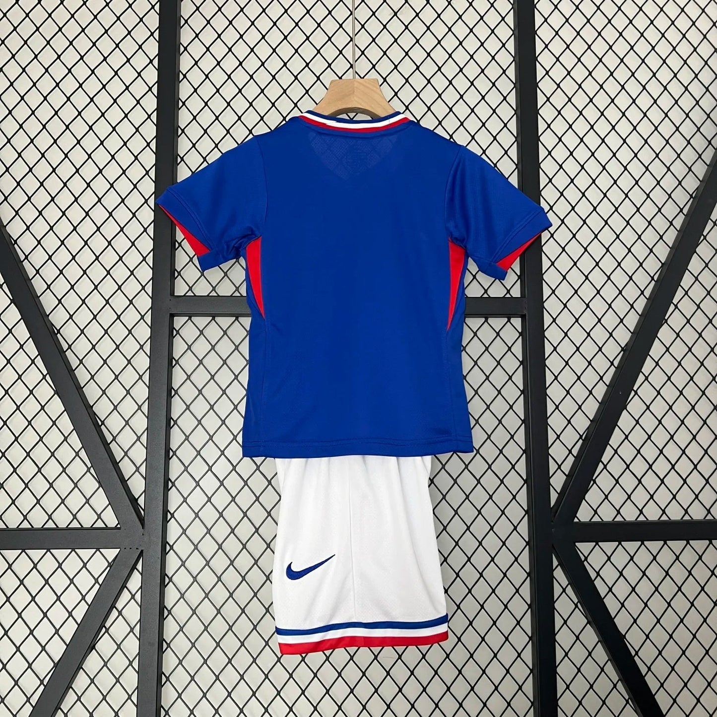 Kid Kit - France Home 24/25