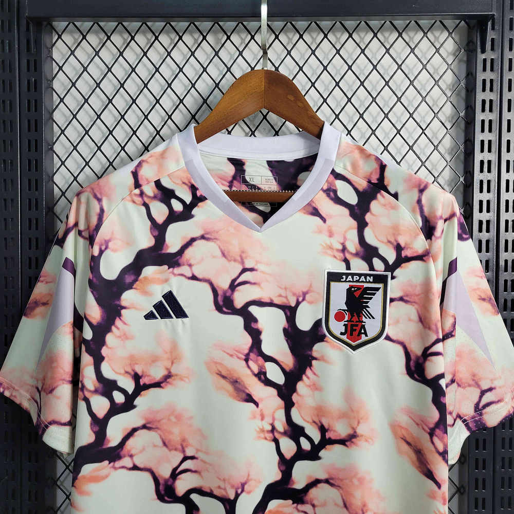 Japan Special Edition 23/24