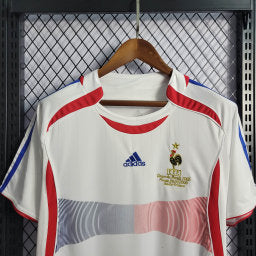 France 06