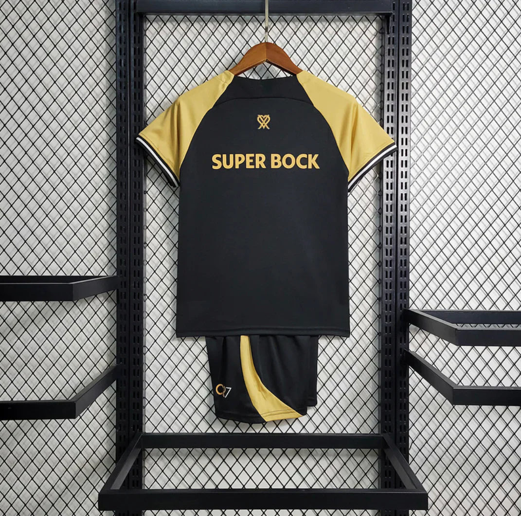 Kid Kit - Sporting CP Third 23/24