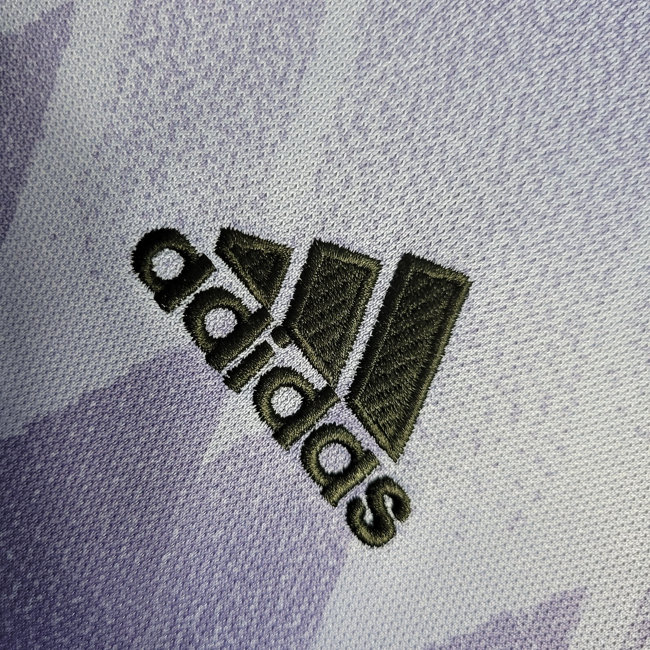 Real Madrid Away 22/23