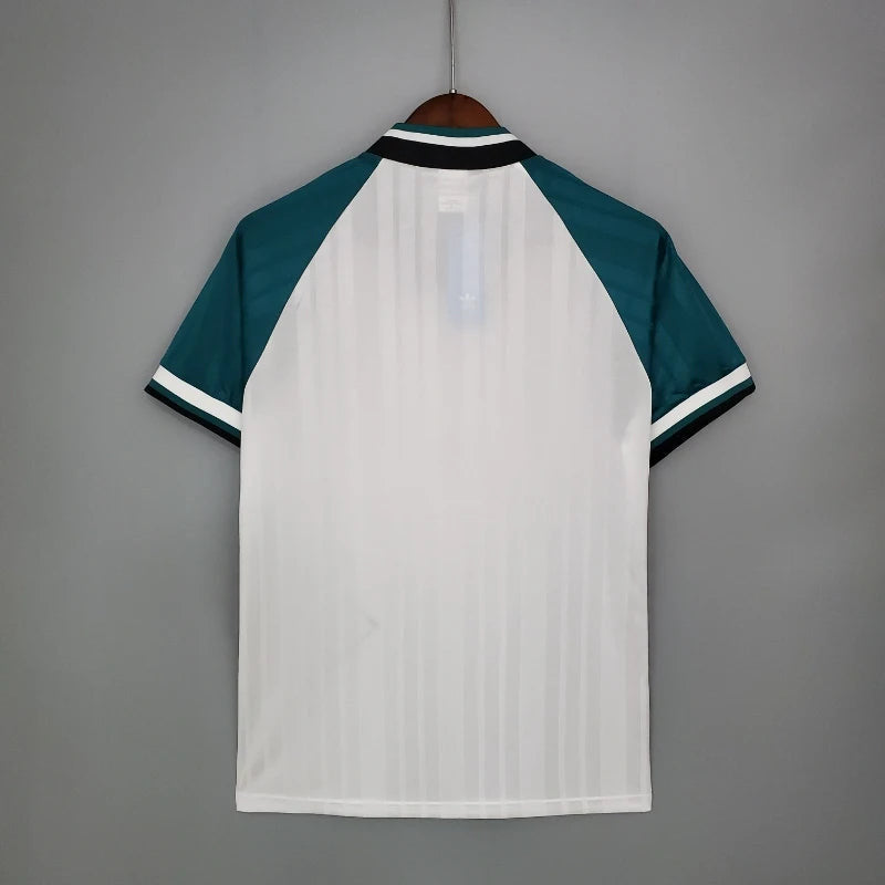 Liverpool Away 93/94