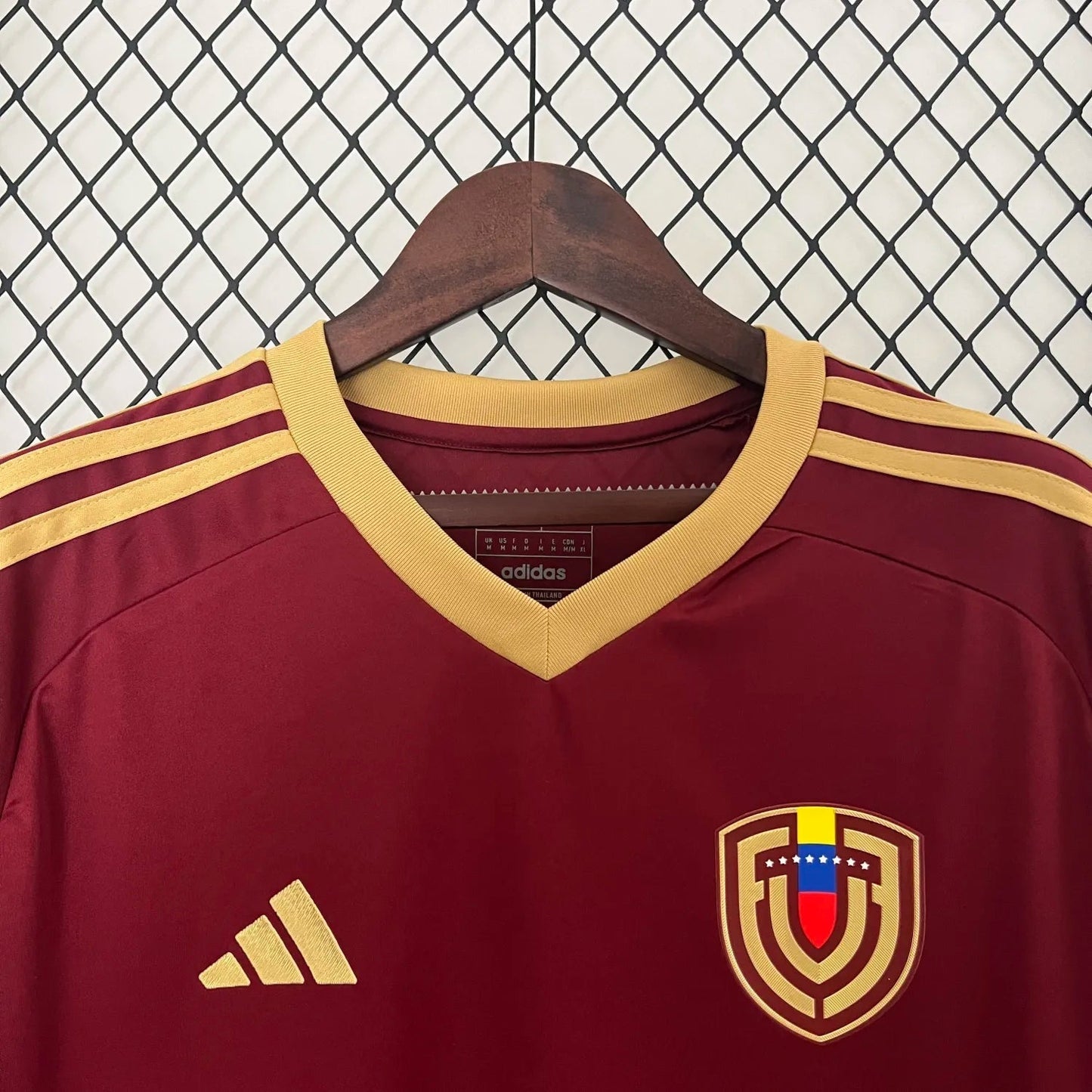 Venezuela Home 24/25