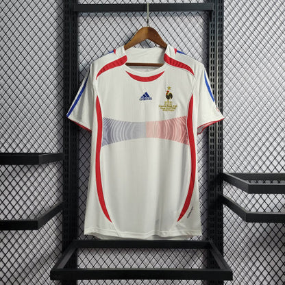 France 06