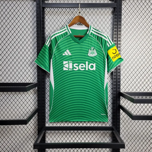 Newcastle Away 25/26